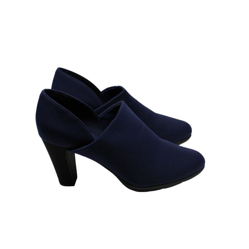 Anne Klein Pumps - Picture 2 of 8